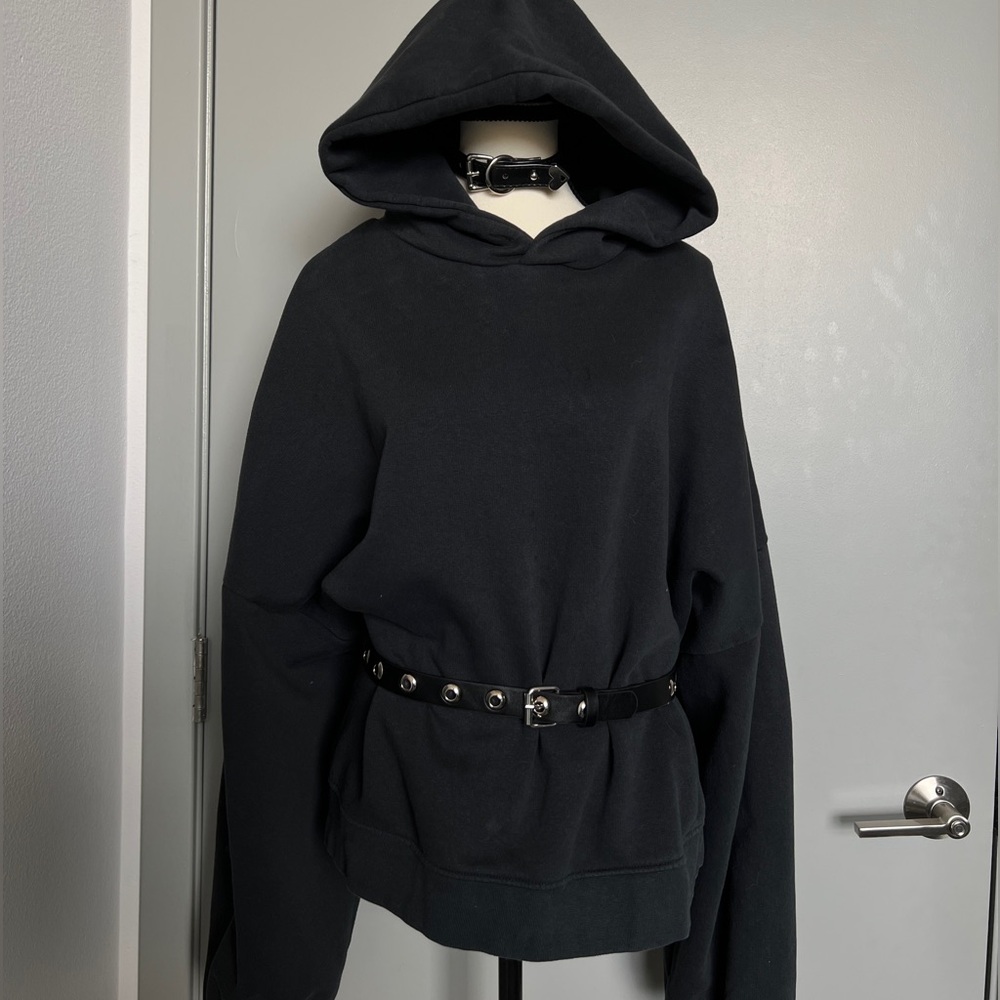 Oversized fuzzy inside black hooded hoodie